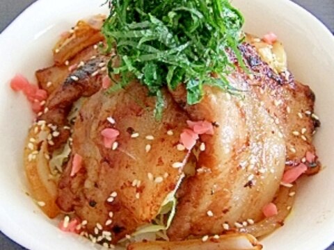 ボリューム満点★ちょっと豪華な厚切り豚丼